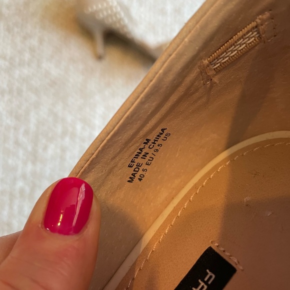 French Connection Ivory with White Beads Heels - Picture 7 of 7